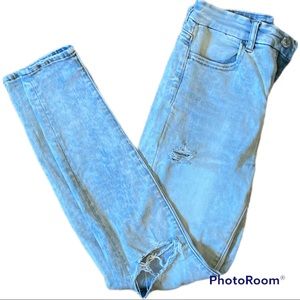 AEO | Curvy High Rise Jegging Light Wash Denim. Sz 4 Regular
